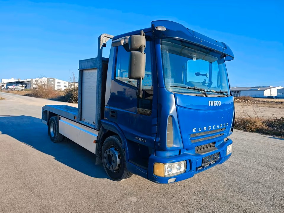 Iveco Eurocargo 90E18 - Sattelzugmaschine: das Bild 3 Iveco Eurocargo 90E18 - Sattelzugmaschine: das Bild 3