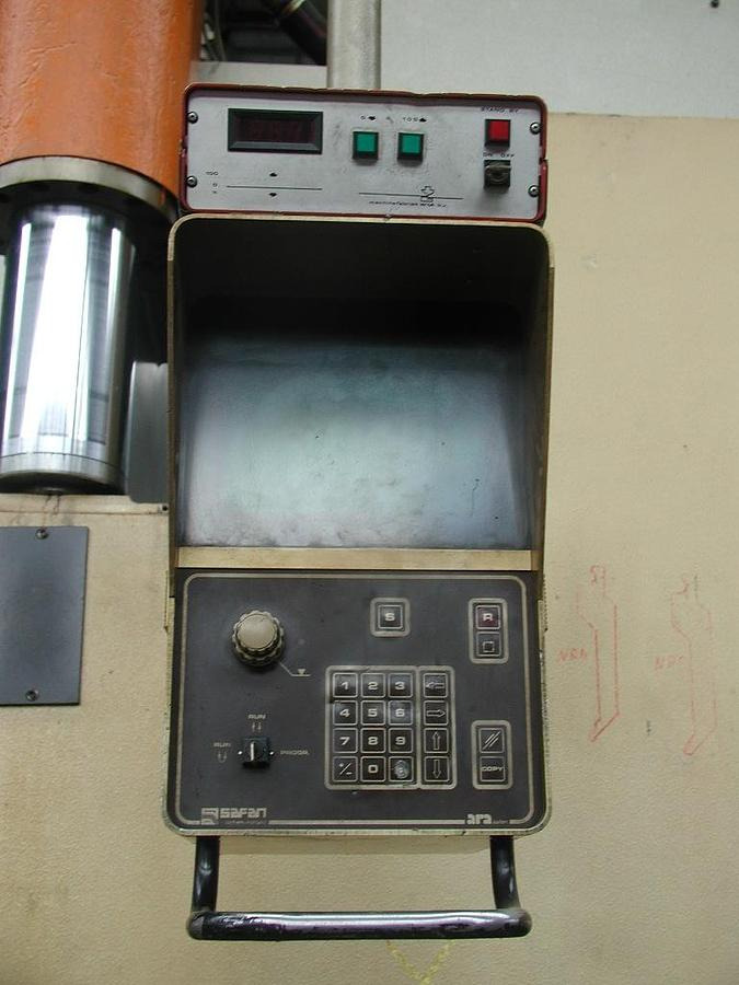 Abkantpresse SAFAN - Abkantpresse: das Bild 3 Abkantpresse SAFAN - Abkantpresse: das Bild 3