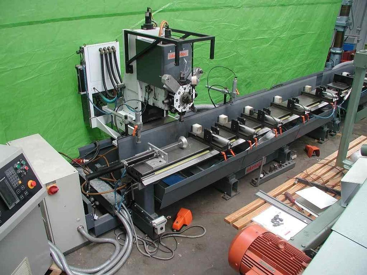 CNC-Stab-Bearbeitungszentrum ELU - CNC-Bearbeitungszentrum: das Bild 4 CNC-Stab-Bearbeitungszentrum ELU - CNC-Bearbeitungszentrum: das Bild 4
