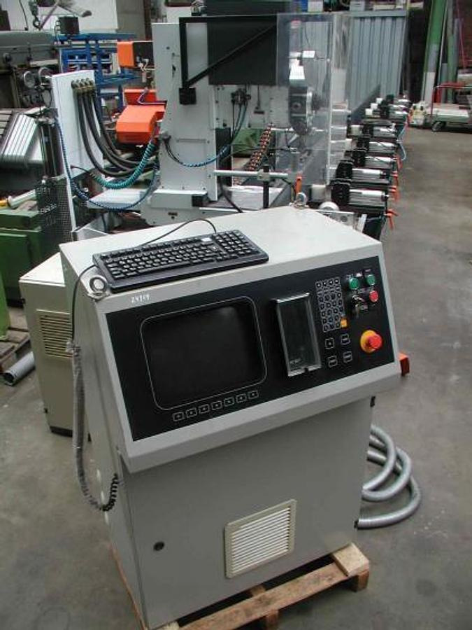 CNC-Stab-Bearbeitungszentrum ELU - CNC-Bearbeitungszentrum: das Bild 1 CNC-Stab-Bearbeitungszentrum ELU - CNC-Bearbeitungszentrum: das Bild 1