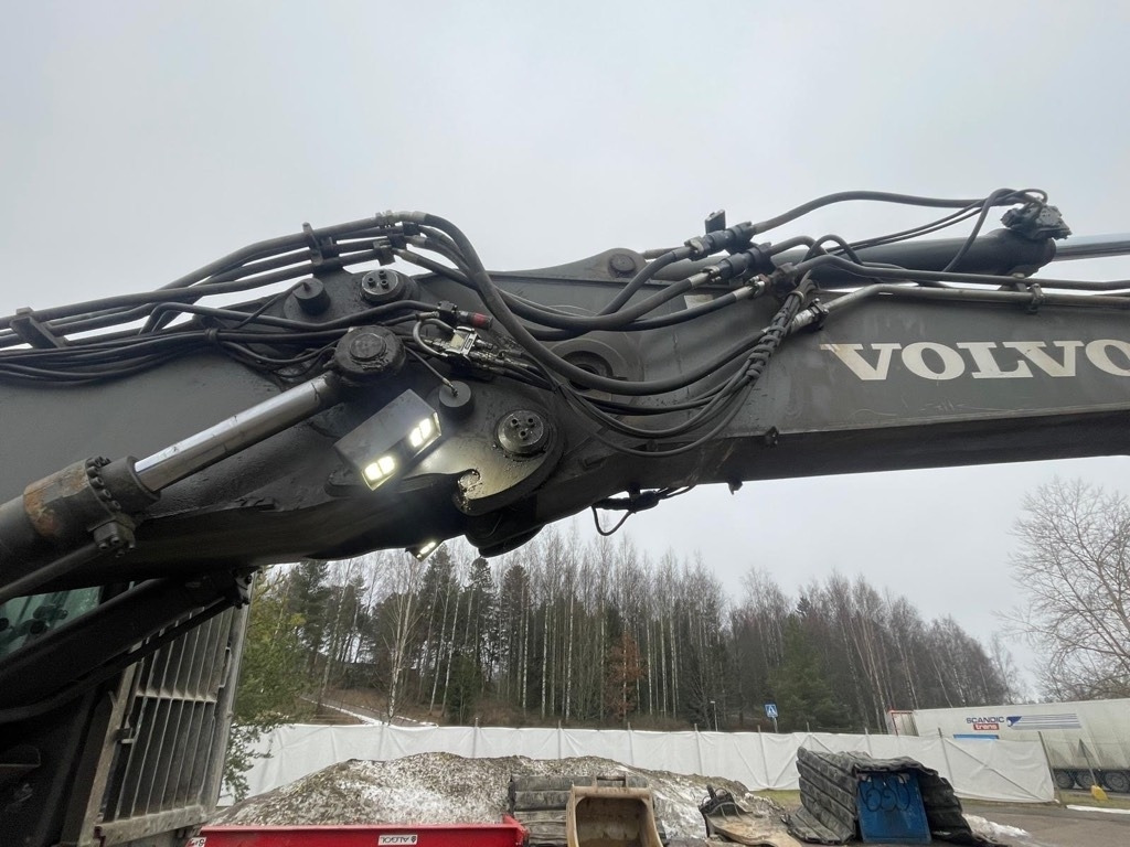 Abrissbagger Volvo EC 480 DHR UHD 28m with 2 BOOMS: das Bild 16