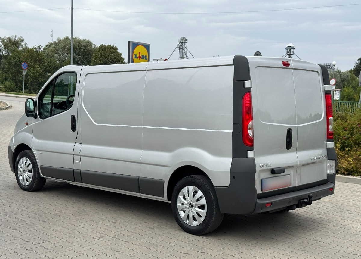 Opel Vivaro 2.0 DCI 115KM 2013 Rok SERWISOWANY Bezwypadkowy Super Stan - Kastenwagen: das Bild 2 Opel Vivaro 2.0 DCI 115KM 2013 Rok SERWISOWANY Bezwypadkowy Super Stan - Kastenwagen: das Bild 2