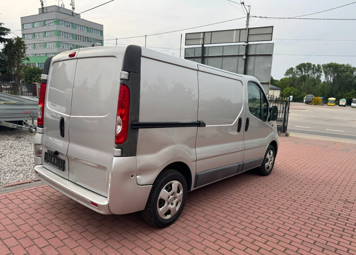 Opel Vivaro L1H1 Blaszak 3 osobowy Klimatyzacja - Kastenwagen: das Bild 2 Opel Vivaro L1H1 Blaszak 3 osobowy Klimatyzacja - Kastenwagen: das Bild 2