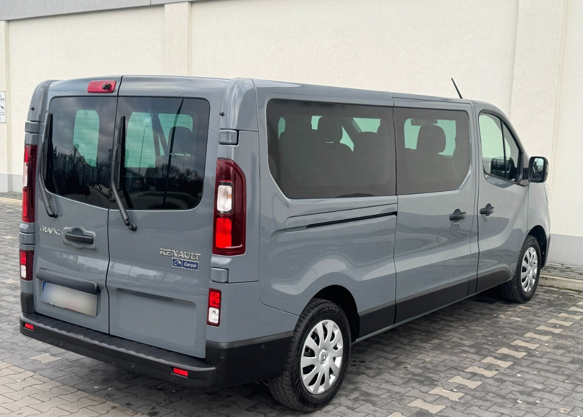 Renault Trafic Long 9 osobowy 2.0 DCI 150 KM Rok 2023 Przewóz osób niepełnosprawnych - Kleinbus, Personentransporter: das Bild 4 Renault Trafic Long 9 osobowy 2.0 DCI 150 KM Rok 2023 Przewóz osób niepełnosprawnych - Kleinbus, Personentransporter: das Bild 4