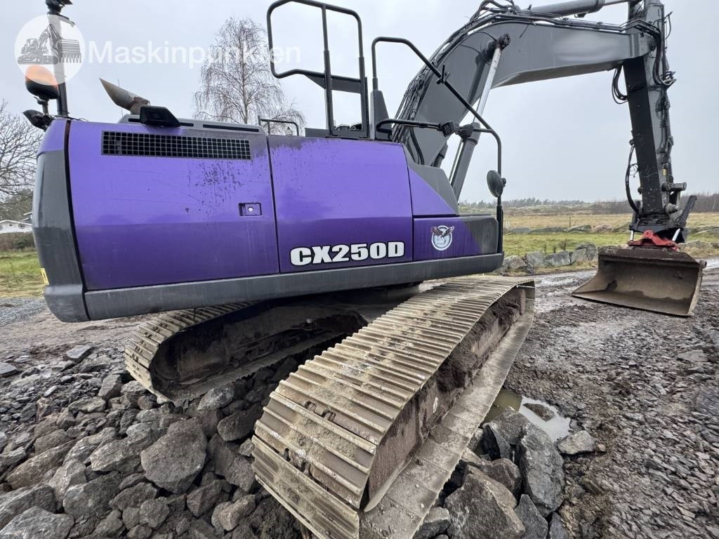 Case CX 250 D med redskap - Kettenbagger: das Bild 4 Case CX 250 D med redskap - Kettenbagger: das Bild 4