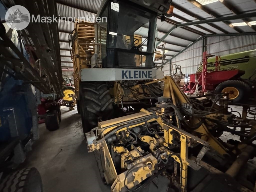Franz Kliene - Mähdrescher: das Bild 5 Franz Kliene - Mähdrescher: das Bild 5