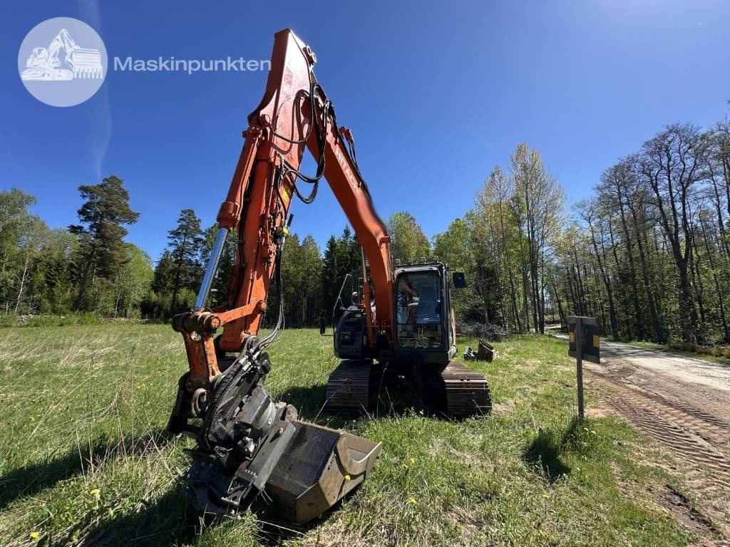 Hitachi ZX 135 US-6 - Kettenbagger: das Bild 3 Hitachi ZX 135 US-6 - Kettenbagger: das Bild 3