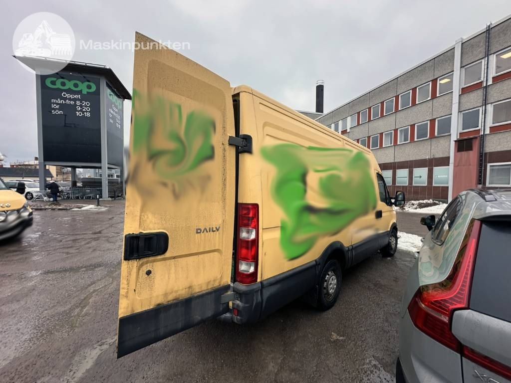 Iveco Daily 35 S13 V - Kastenwagen: das Bild 4 Iveco Daily 35 S13 V - Kastenwagen: das Bild 4