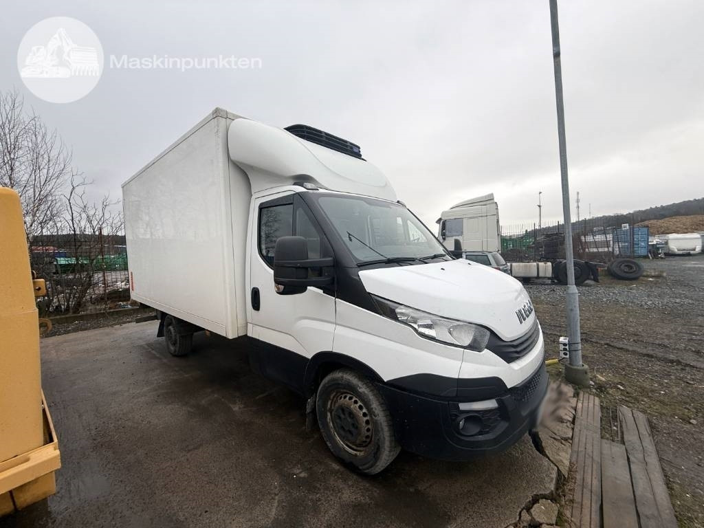 Iveco Daily 35 S16 - Kühltransporter: das Bild 3 Iveco Daily 35 S16 - Kühltransporter: das Bild 3