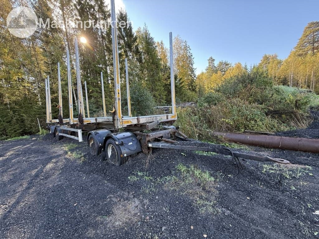 Jyki V 42 T0 - Holzanhänger: das Bild 2 Jyki V 42 T0 - Holzanhänger: das Bild 2