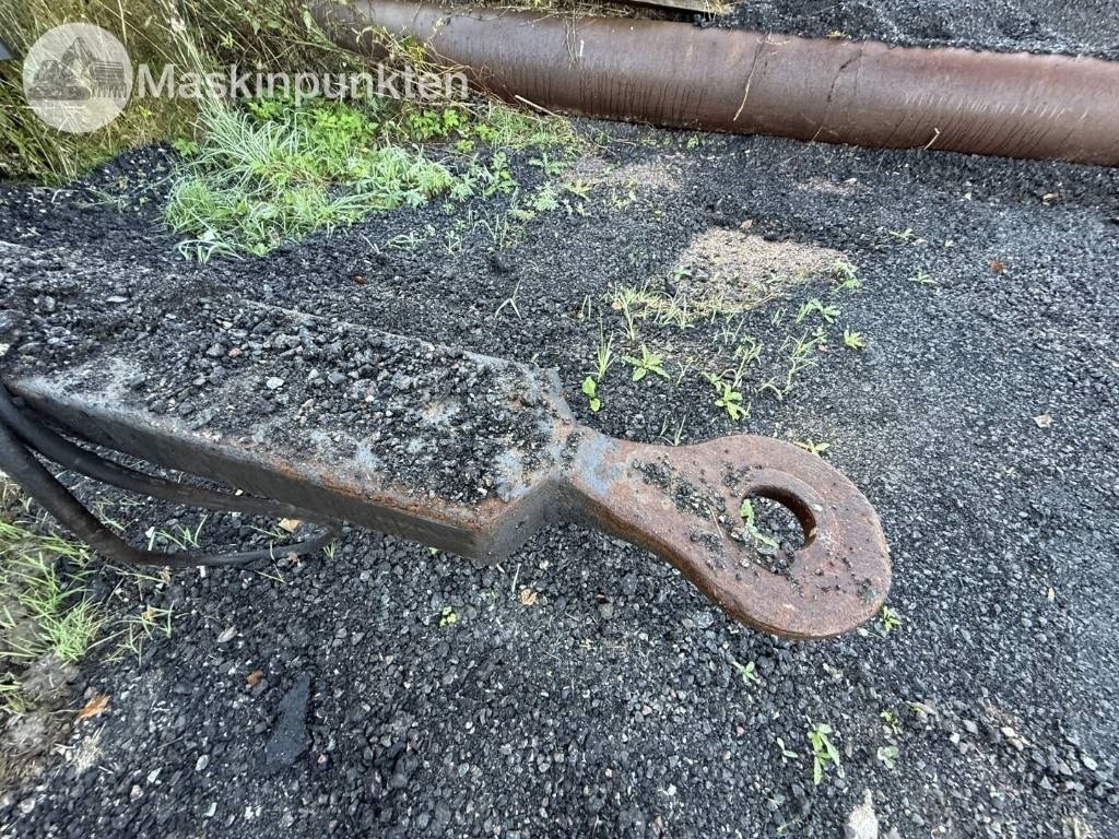 Jyki V 42 T0 - Holzanhänger: das Bild 3 Jyki V 42 T0 - Holzanhänger: das Bild 3