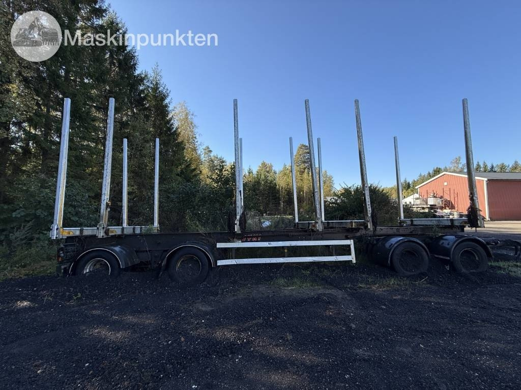 Jyki V 42 T0 - Holzanhänger: das Bild 1 Jyki V 42 T0 - Holzanhänger: das Bild 1