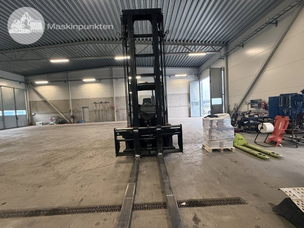 Kalmar DCE 80-6 - Dieselstapler: das Bild 3 Kalmar DCE 80-6 - Dieselstapler: das Bild 3