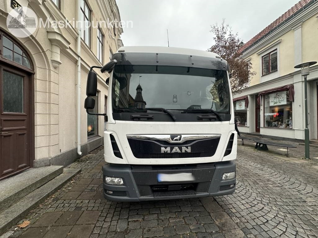 MAN TGL 12.190 - Koffer LKW: das Bild 2 MAN TGL 12.190 - Koffer LKW: das Bild 2