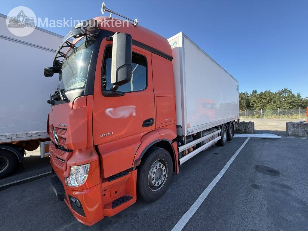 Mercedes-Benz Actros 2551 - Kühlkoffer LKW: das Bild 1 Mercedes-Benz Actros 2551 - Kühlkoffer LKW: das Bild 1