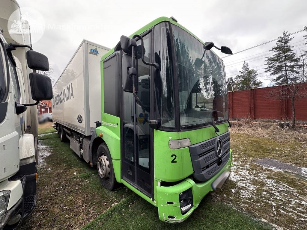 Mercedes-Benz Econic - Koffer LKW: das Bild 3 Mercedes-Benz Econic - Koffer LKW: das Bild 3