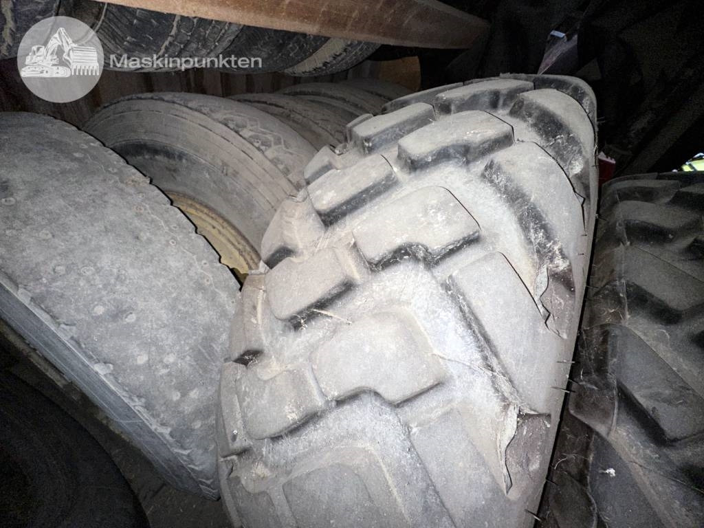 Michelin 17.5R25 Hjullastardäck - Reifen für Baumaschine: das Bild 3 Michelin 17.5R25 Hjullastardäck - Reifen für Baumaschine: das Bild 3
