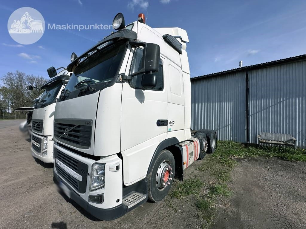 Volvo FH 440 Puscher - Sattelzugmaschine: das Bild 1 Volvo FH 440 Puscher - Sattelzugmaschine: das Bild 1