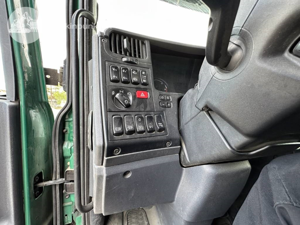 Koffer LKW Scania P 450 LB: das Bild 32