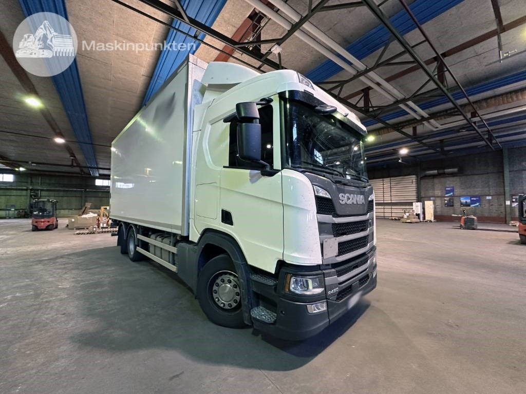 Scania R 450 - Koffer LKW: das Bild 1 Scania R 450 - Koffer LKW: das Bild 1
