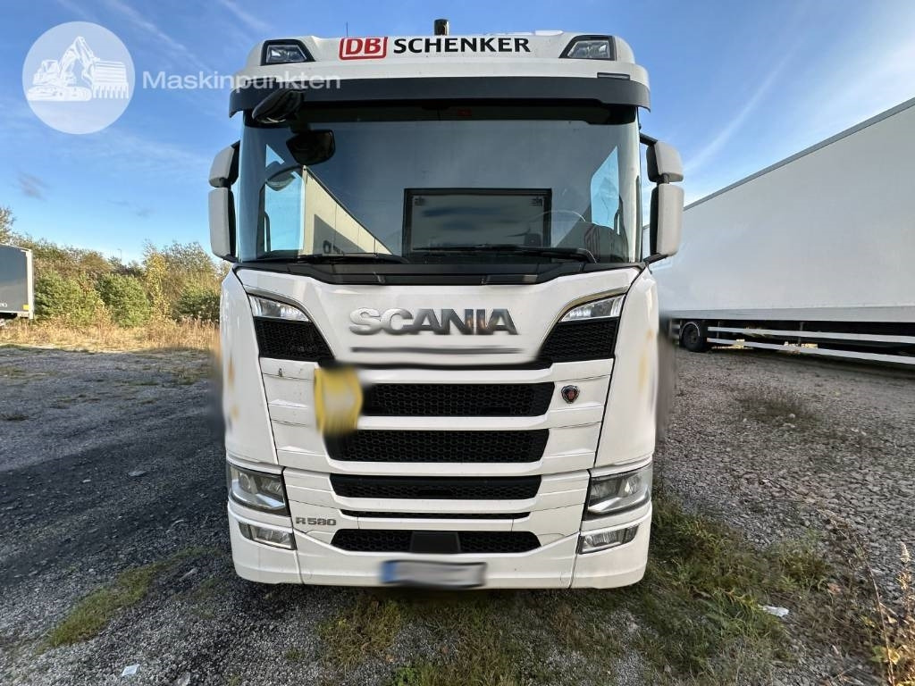 Scania R 580 - Koffer LKW: das Bild 5 Scania R 580 - Koffer LKW: das Bild 5