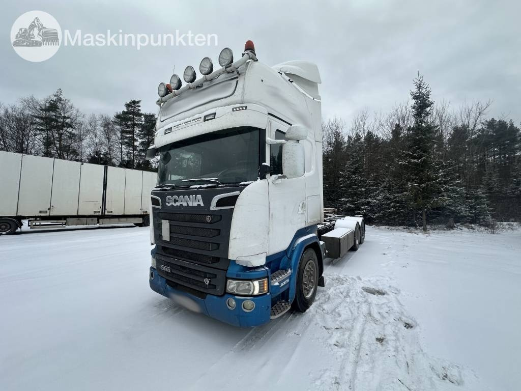 Scania R 580 - Fahrgestell LKW: das Bild 1 Scania R 580 - Fahrgestell LKW: das Bild 1