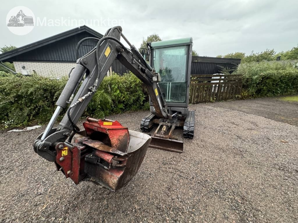 Volvo EC 18 C - Minibagger: das Bild 1 Volvo EC 18 C - Minibagger: das Bild 1