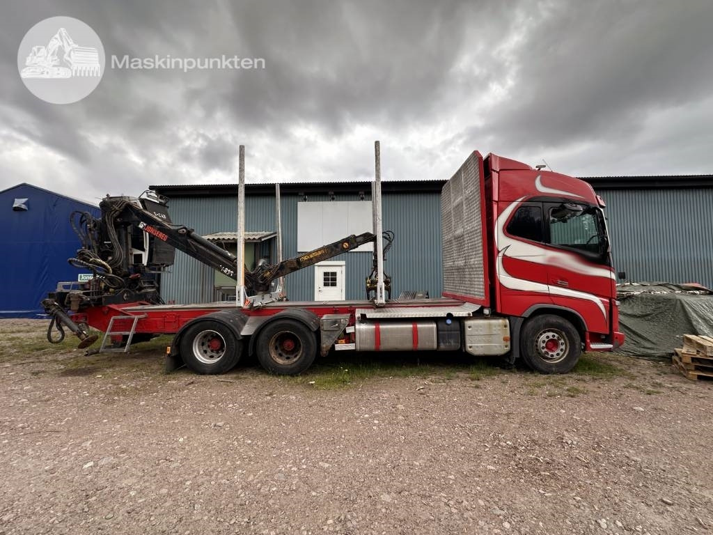 Volvo FH 16 750 - Holztransporter: das Bild 4 Volvo FH 16 750 - Holztransporter: das Bild 4