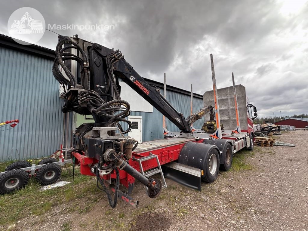 Volvo FH 16 750 - Holztransporter: das Bild 5 Volvo FH 16 750 - Holztransporter: das Bild 5