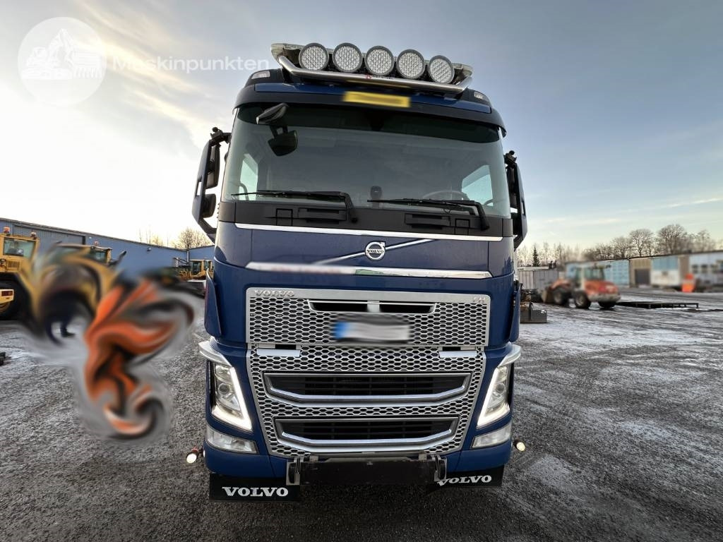 Volvo FH 540 - Autokran: das Bild 5 Volvo FH 540 - Autokran: das Bild 5