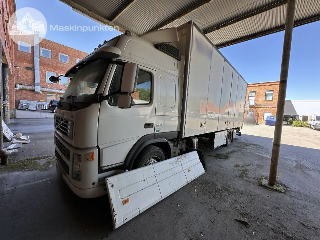 Volvo FM 300 - Koffer LKW: das Bild 4 Volvo FM 300 - Koffer LKW: das Bild 4