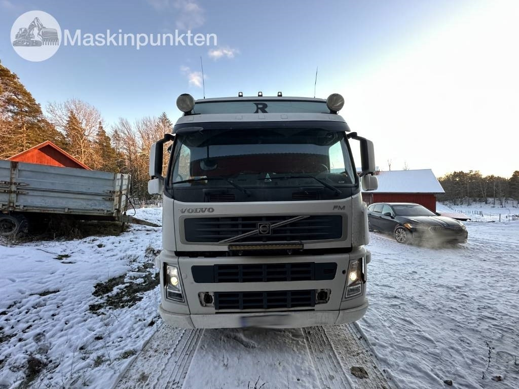 Volvo FM 480 - Autokran: das Bild 2 Volvo FM 480 - Autokran: das Bild 2