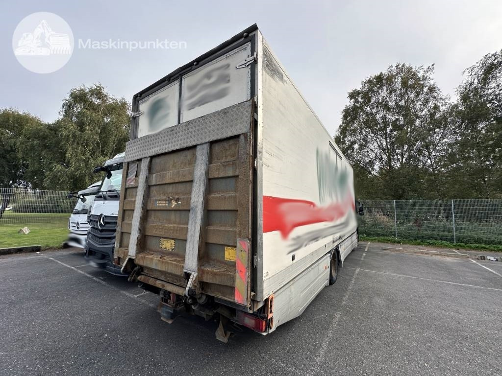 Volvo FM 9 300 - Koffer LKW: das Bild 4 Volvo FM 9 300 - Koffer LKW: das Bild 4