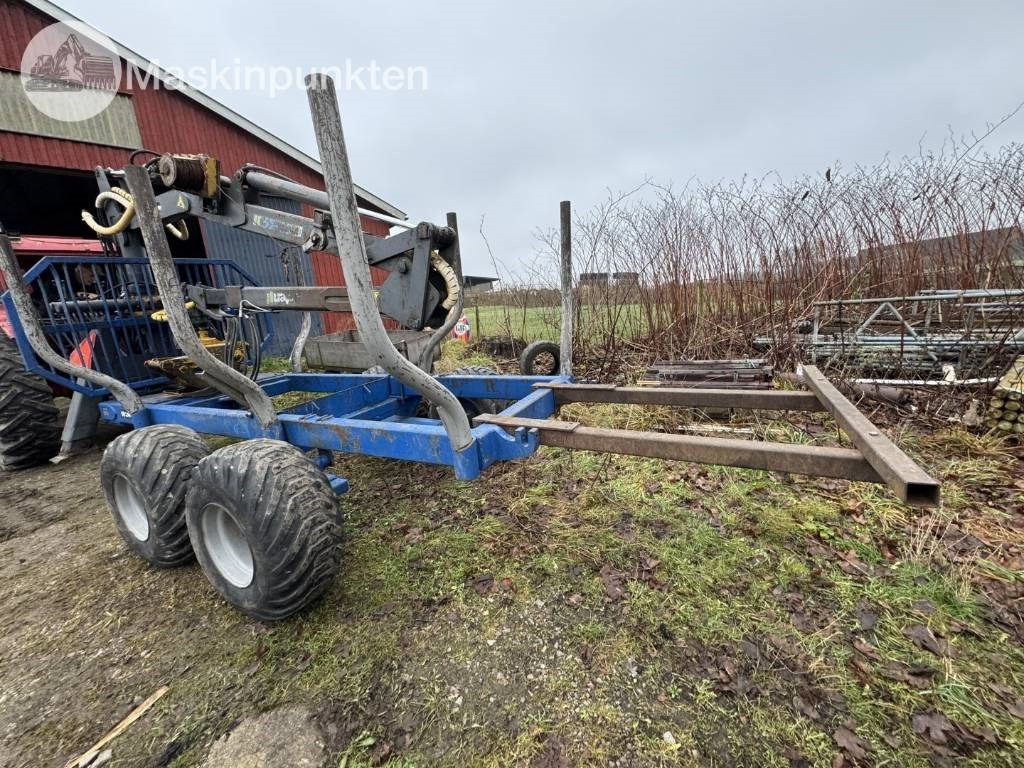 Vreten SVR 10 - Rückewagen: das Bild 2 Vreten SVR 10 - Rückewagen: das Bild 2
