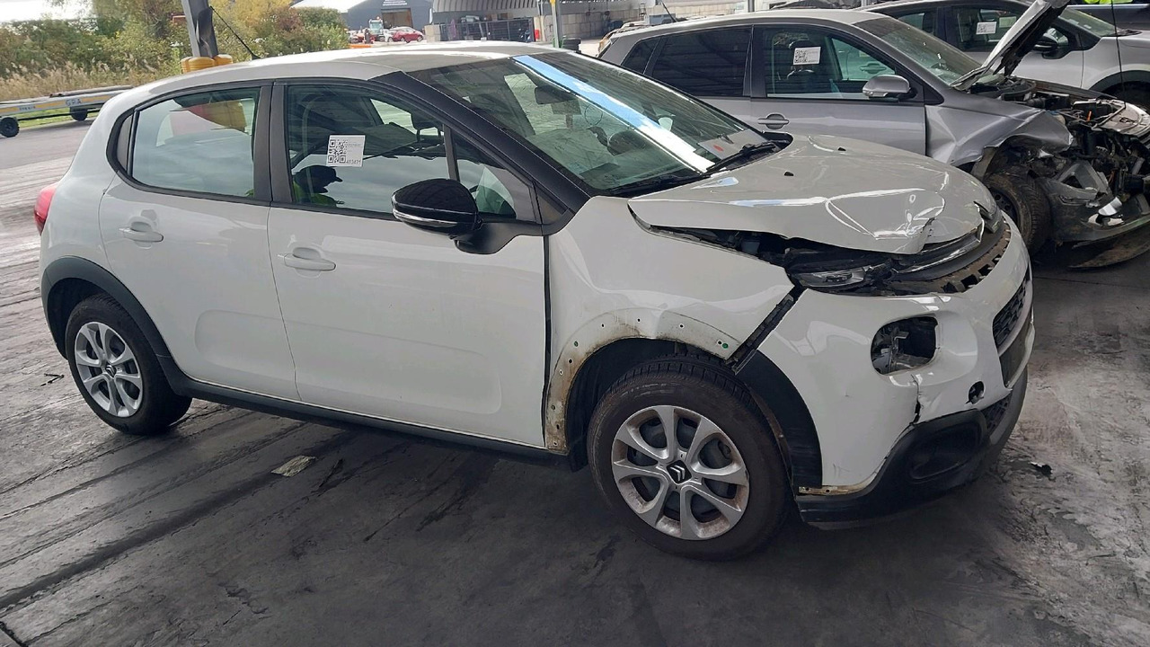 CITROEN C3 III 1.2 PURETECH - PKW: das Bild 3 CITROEN C3 III 1.2 PURETECH - PKW: das Bild 3