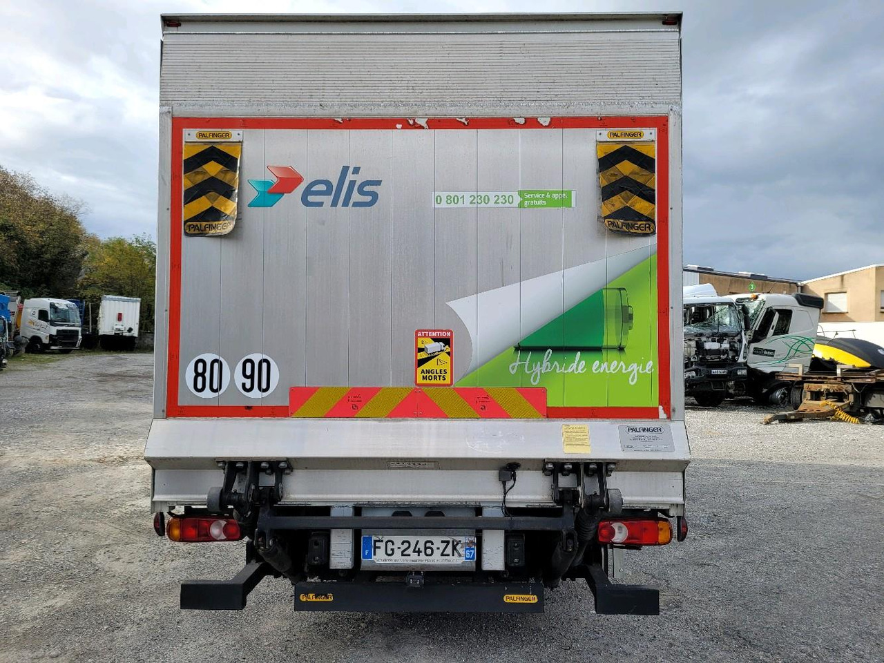 FUSO CANTER 7C15 - Koffer LKW: das Bild 5 FUSO CANTER 7C15 - Koffer LKW: das Bild 5