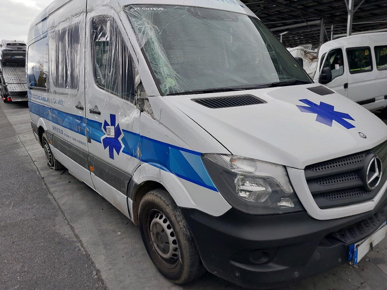 MERCEDES SPRINTER II 313 2.2 CDI 130 - Krankenwagen: das Bild 2 MERCEDES SPRINTER II 313 2.2 CDI 130 - Krankenwagen: das Bild 2