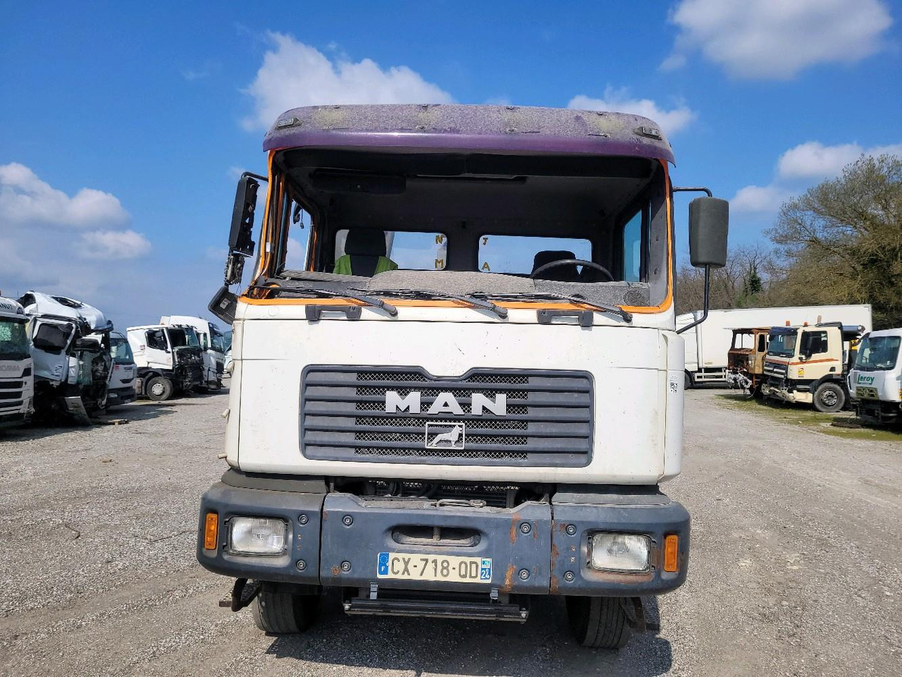 MN FE360A POLYBENNE 8X4 - Containerwagen/ Wechselfahrgestell LKW: das Bild 2 MN FE360A POLYBENNE 8X4 - Containerwagen/ Wechselfahrgestell LKW: das Bild 2
