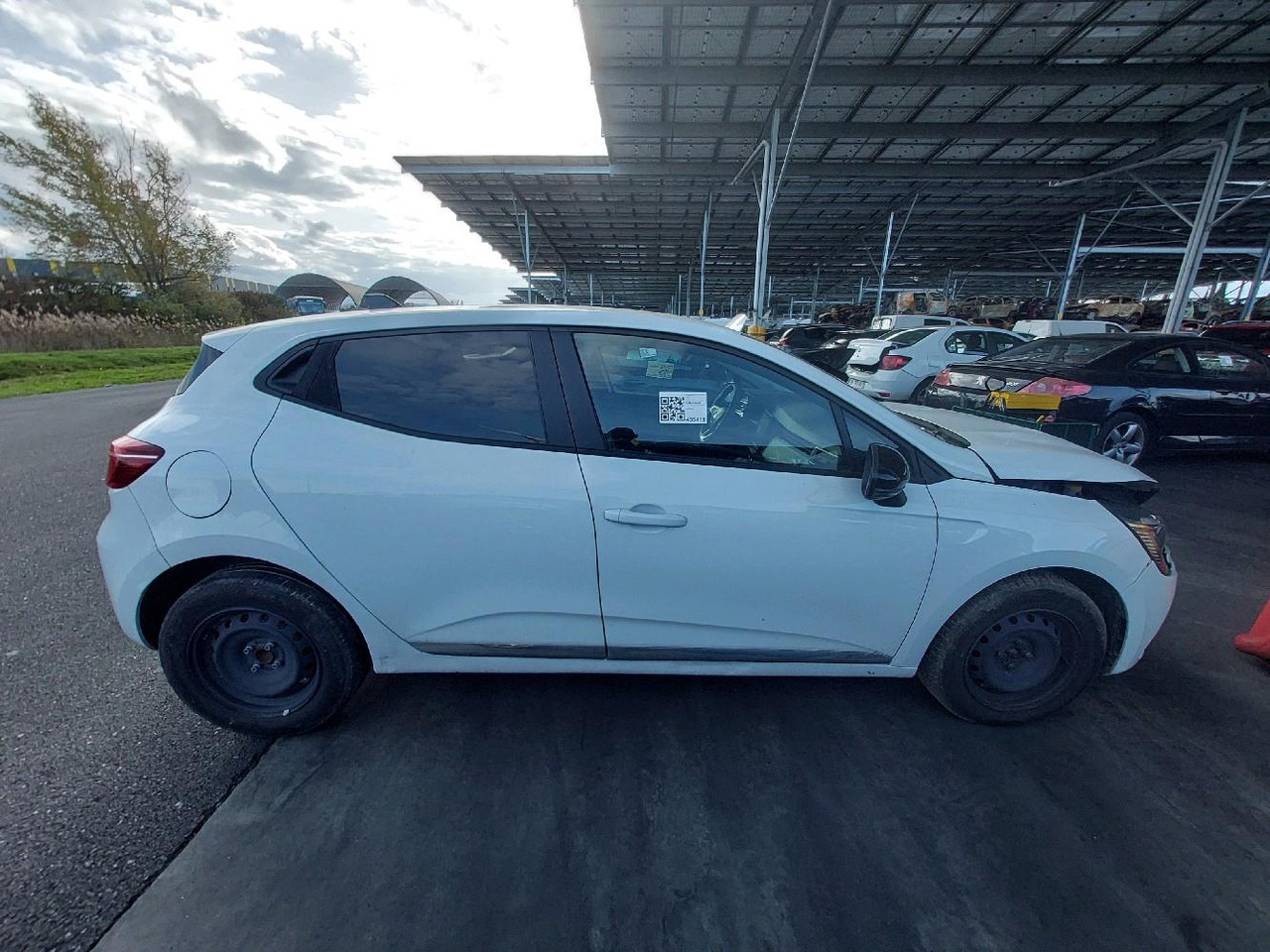 RENAULT CLIO V 1.0 TCE 90 EVOLUTION - PKW: das Bild 3 RENAULT CLIO V 1.0 TCE 90 EVOLUTION - PKW: das Bild 3