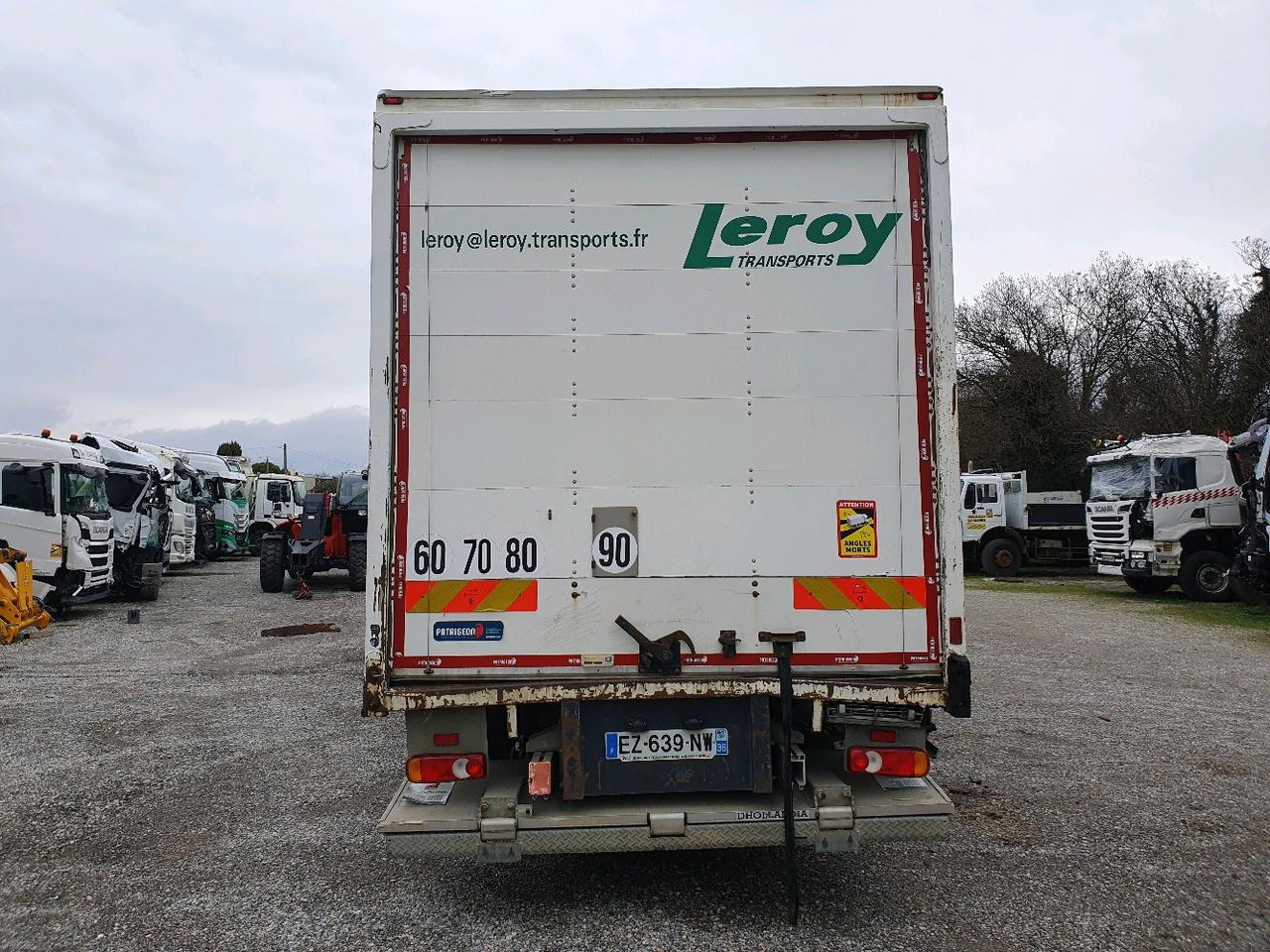 RENAULT D 12 DTI 215 - Koffer LKW: das Bild 5 RENAULT D 12 DTI 215 - Koffer LKW: das Bild 5