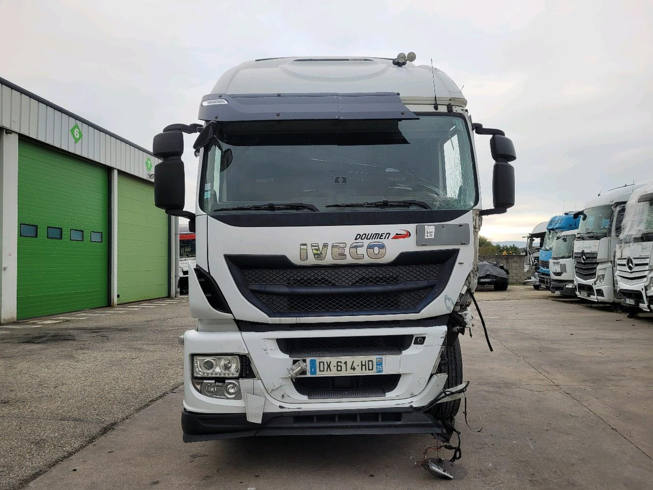 IVECO STRALIS 440S42 4X2 - Sattelzugmaschine: das Bild 2 IVECO STRALIS 440S42 4X2 - Sattelzugmaschine: das Bild 2