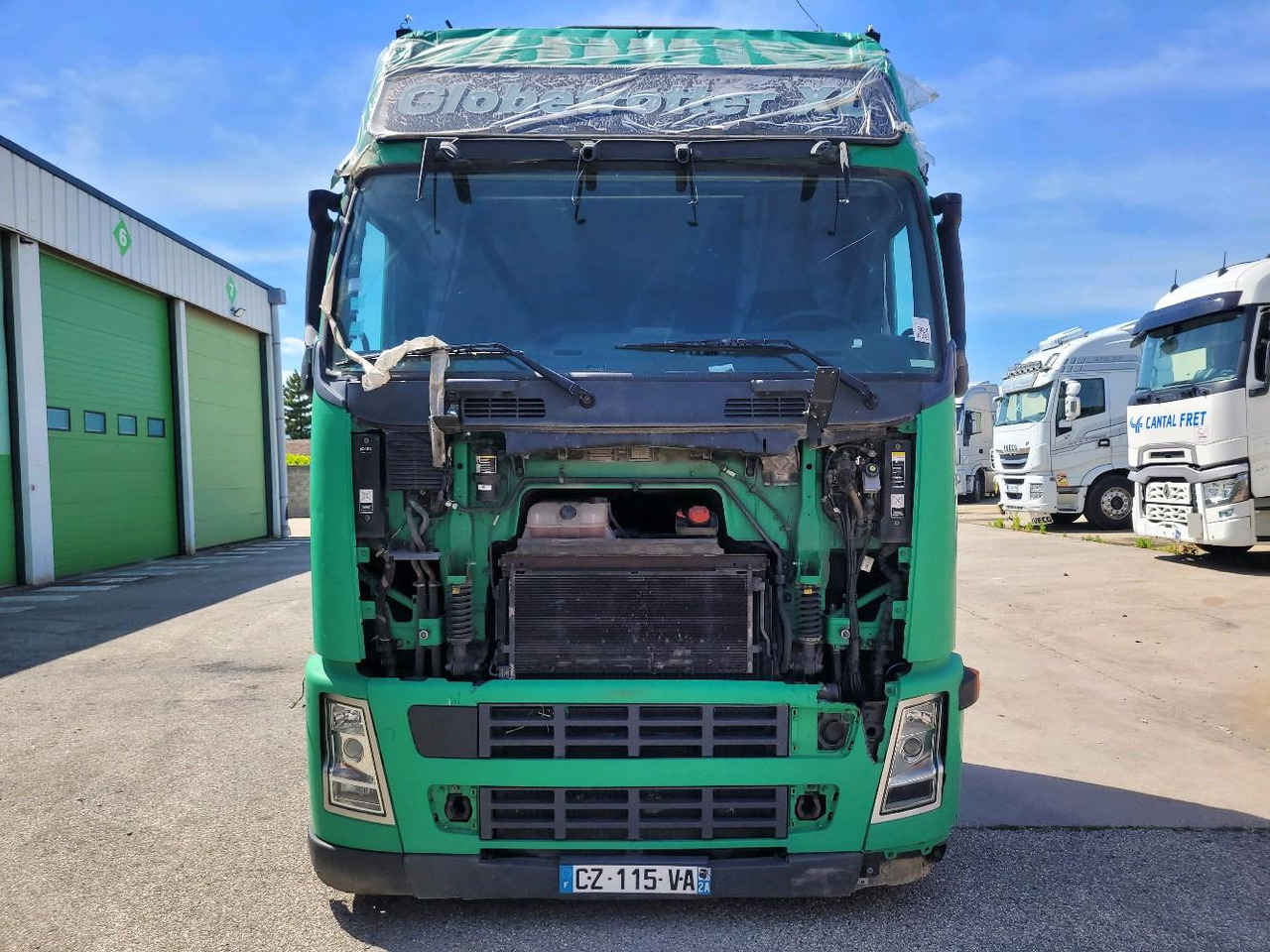 VOLVO FH12 420 GLOBETROTTER - Containerwagen/ Wechselfahrgestell LKW: das Bild 2 VOLVO FH12 420 GLOBETROTTER - Containerwagen/ Wechselfahrgestell LKW: das Bild 2