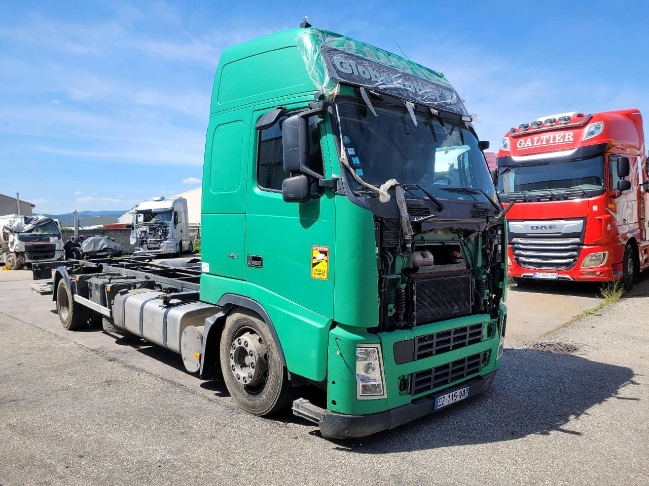 VOLVO FH12 420 GLOBETROTTER - Containerwagen/ Wechselfahrgestell LKW: das Bild 1 VOLVO FH12 420 GLOBETROTTER - Containerwagen/ Wechselfahrgestell LKW: das Bild 1