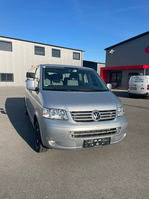 VW Comfort LR TDI D-PF MOTION - Kleinbus, Personentransporter: das Bild 3 VW Comfort LR TDI D-PF MOTION - Kleinbus, Personentransporter: das Bild 3