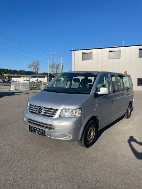 VW Comfort LR TDI D-PF MOTION - Kleinbus, Personentransporter: das Bild 2 VW Comfort LR TDI D-PF MOTION - Kleinbus, Personentransporter: das Bild 2