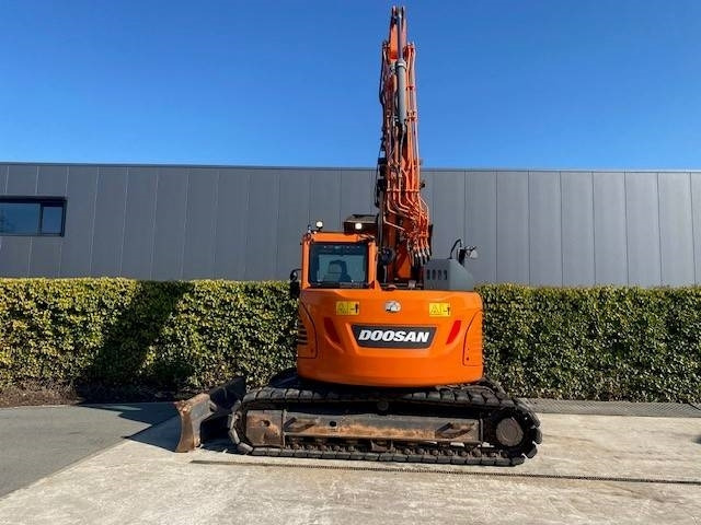 Doosan DX140 LCR-5 - Kettenbagger: das Bild 1 Doosan DX140 LCR-5 - Kettenbagger: das Bild 1