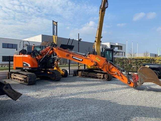 Doosan DX140LCR-5 - Kettenbagger: das Bild 5 Doosan DX140LCR-5 - Kettenbagger: das Bild 5