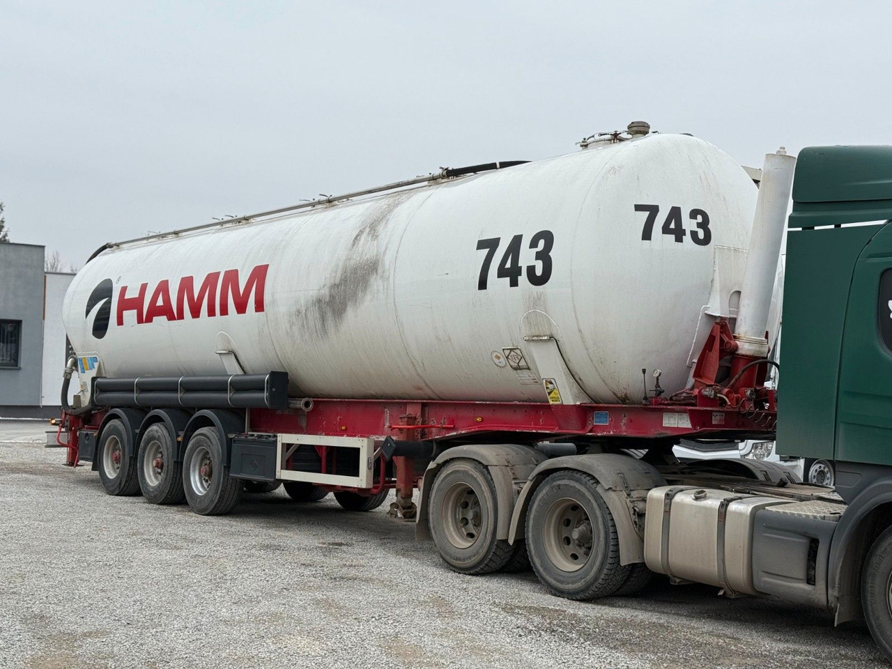 Feldbinder KIP 60.3 SILO AXLE BPW - Siloauflieger: das Bild 1 Feldbinder KIP 60.3 SILO AXLE BPW - Siloauflieger: das Bild 1