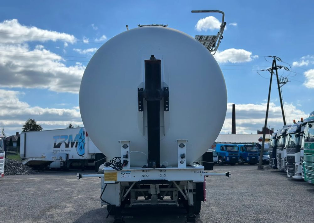 General Trailer 46 m3 KIPPER - Tankauflieger: das Bild 2 General Trailer 46 m3 KIPPER - Tankauflieger: das Bild 2