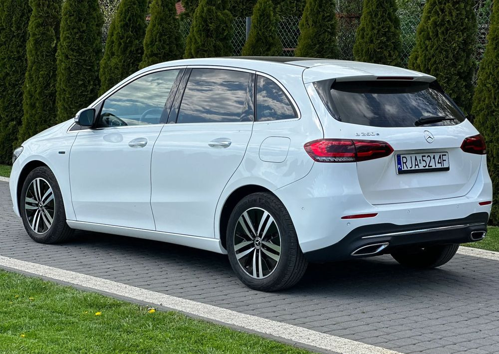 Mercedes-Benz Klasa B - Limousine: das Bild 5 Mercedes-Benz Klasa B - Limousine: das Bild 5